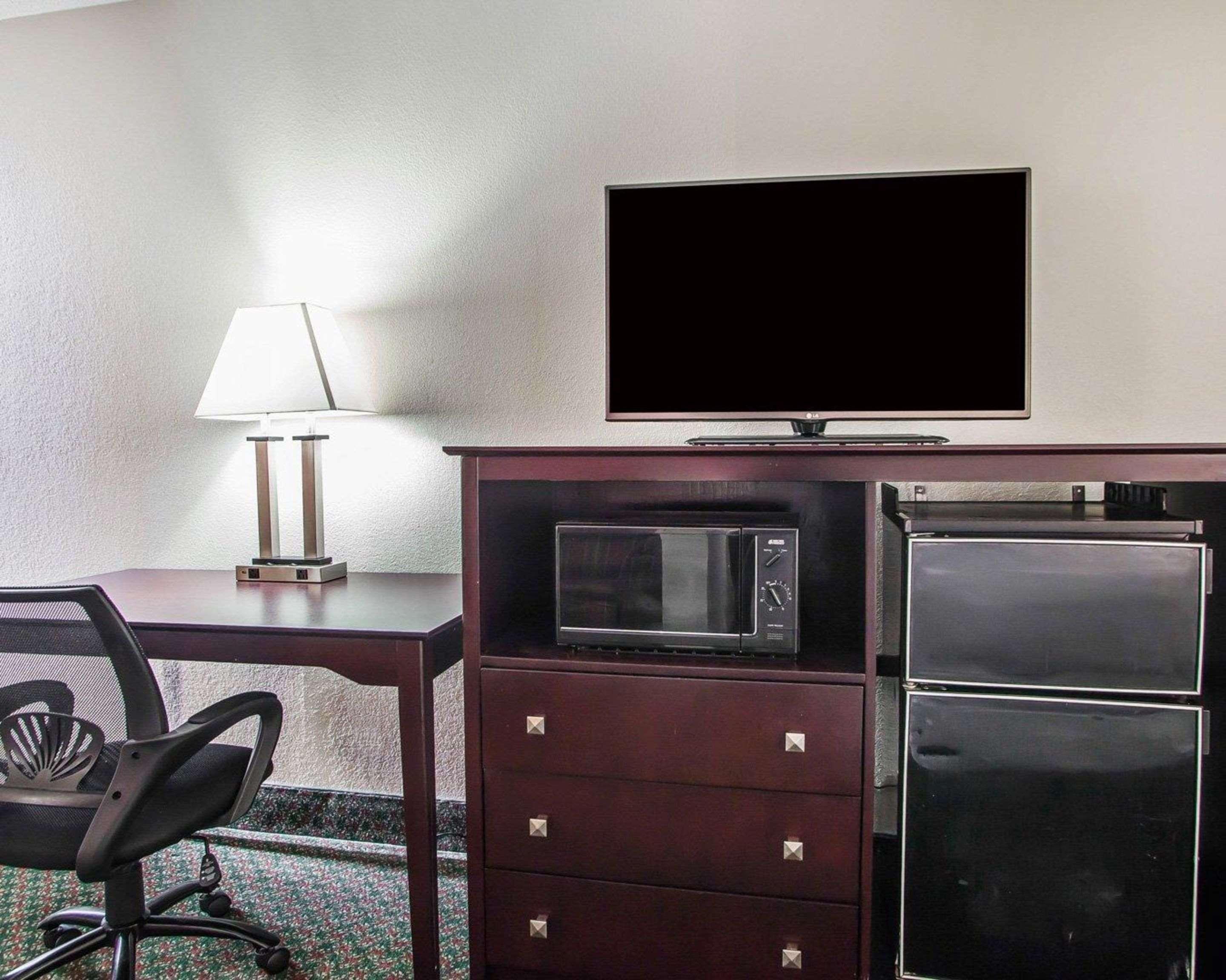 Comfort Inn & Suites Wyomissing-Reading Екстериор снимка