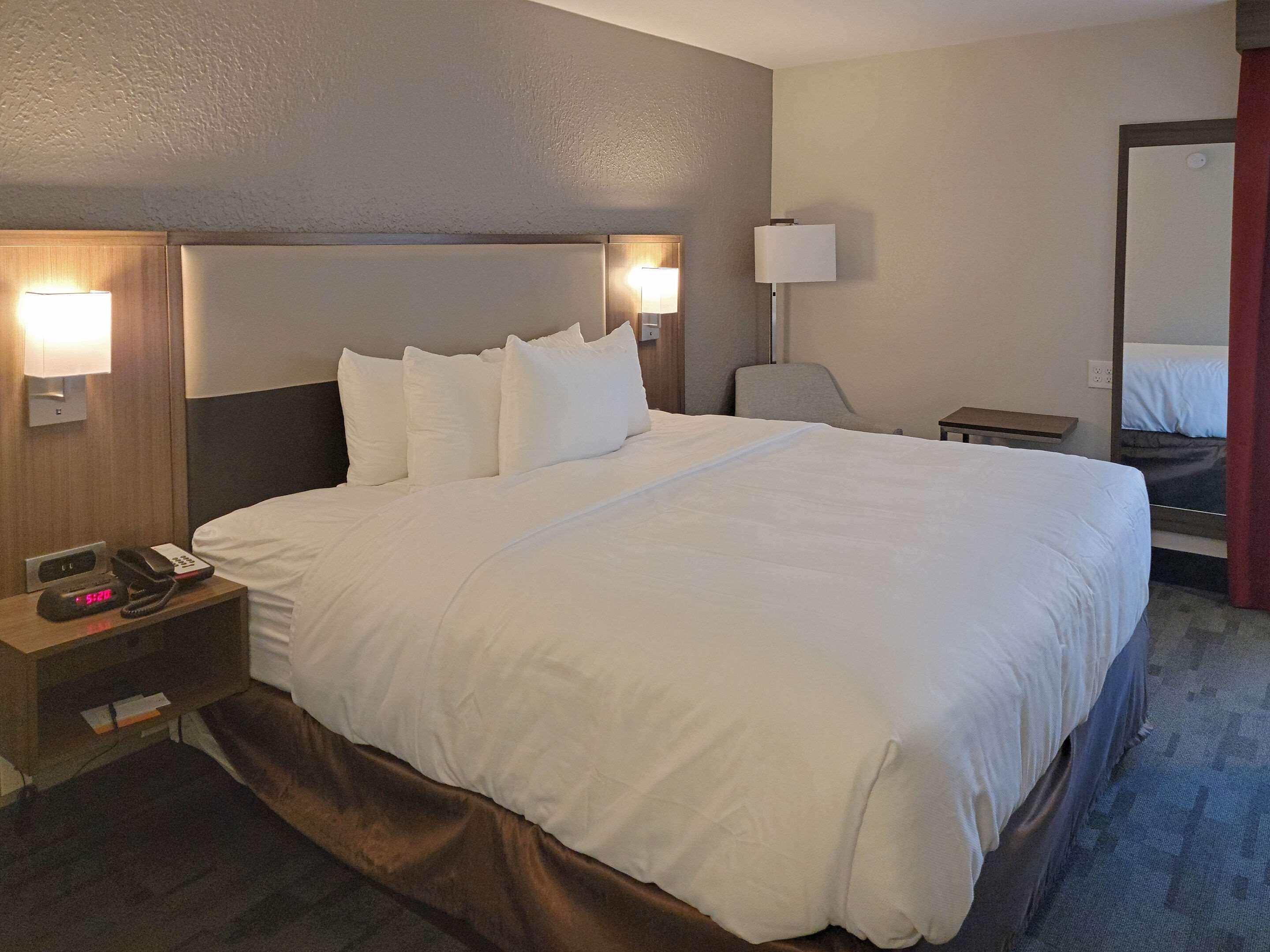 Comfort Inn & Suites Wyomissing-Reading Екстериор снимка