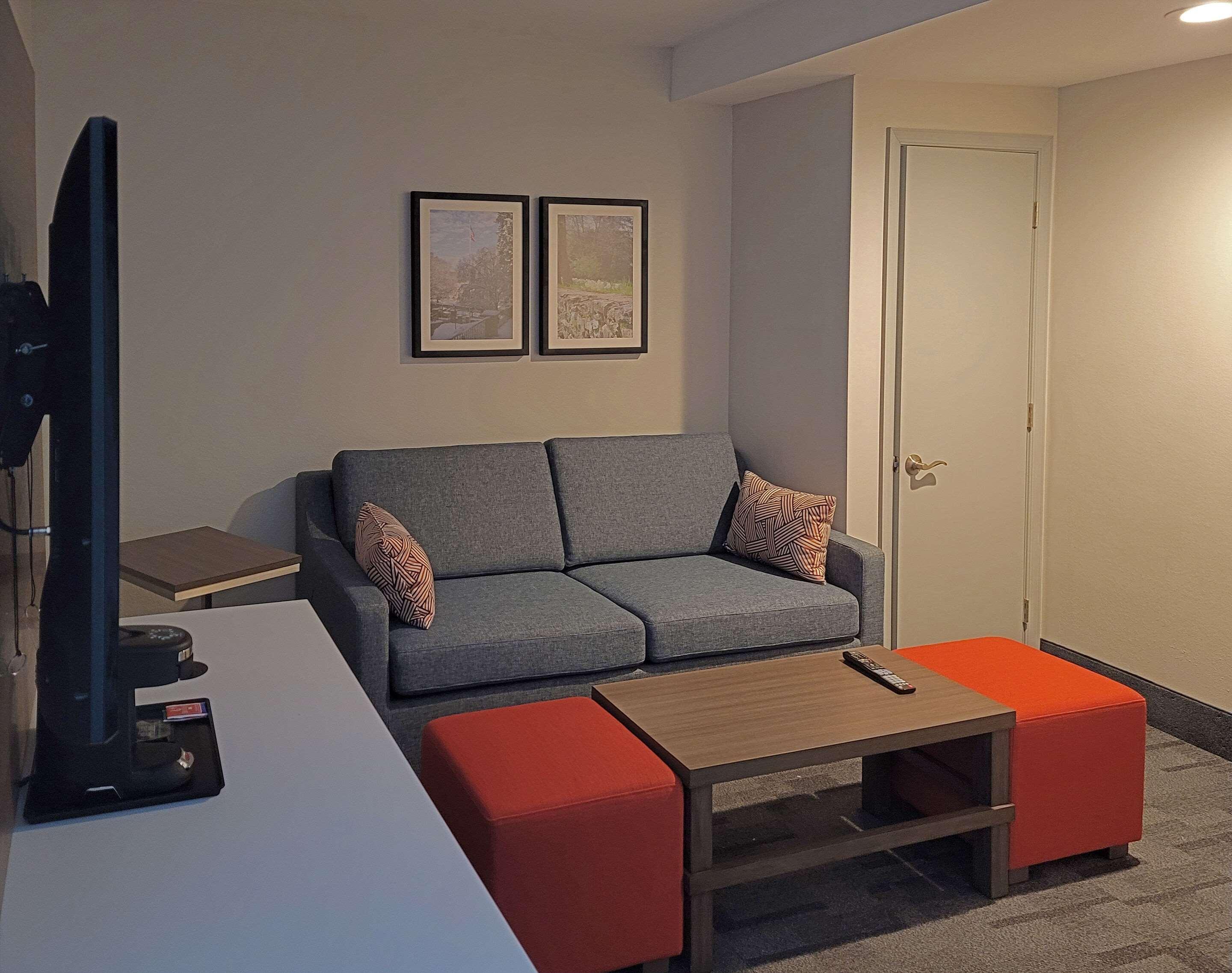 Comfort Inn & Suites Wyomissing-Reading Екстериор снимка