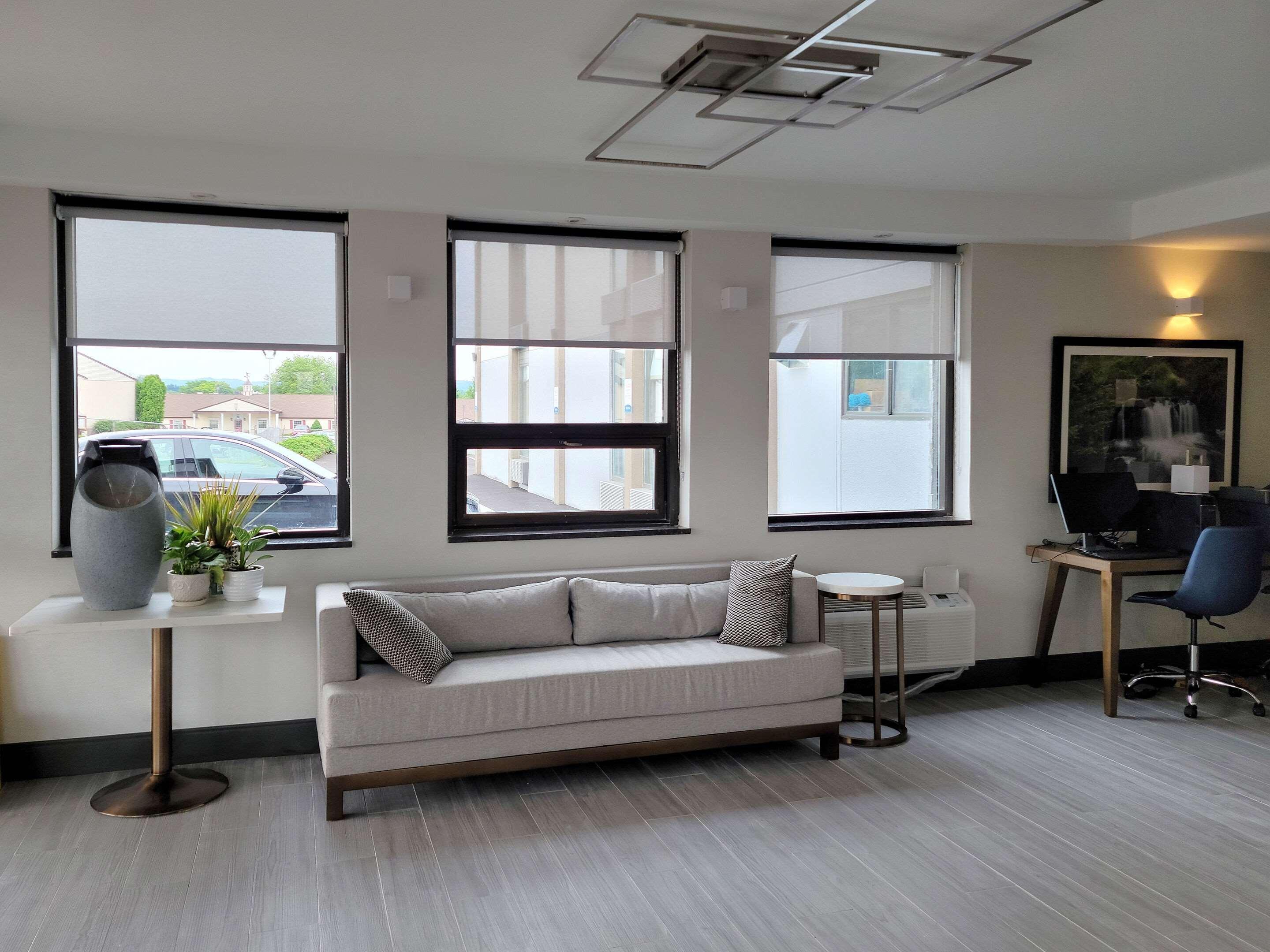 Comfort Inn & Suites Wyomissing-Reading Екстериор снимка
