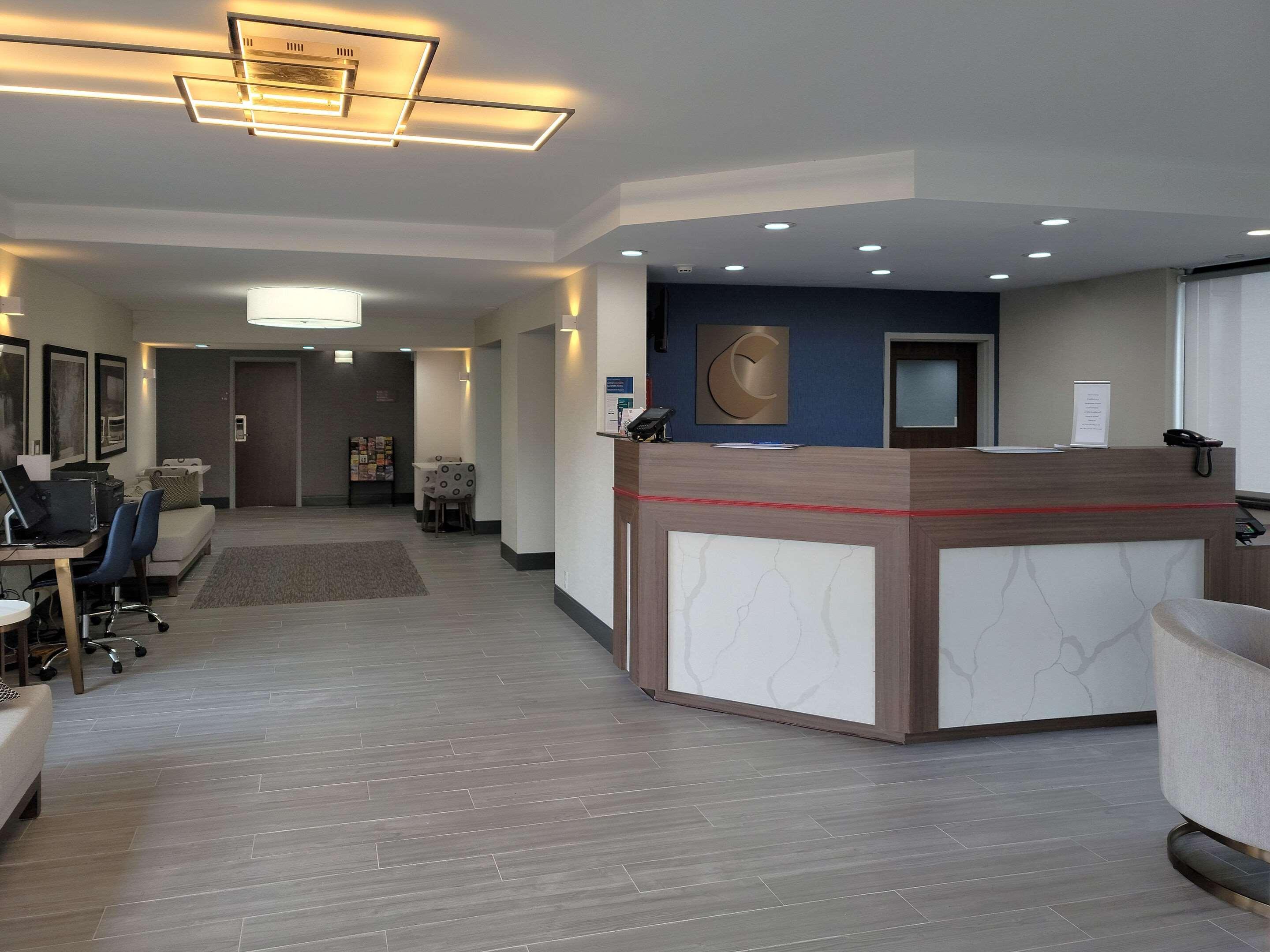 Comfort Inn & Suites Wyomissing-Reading Екстериор снимка