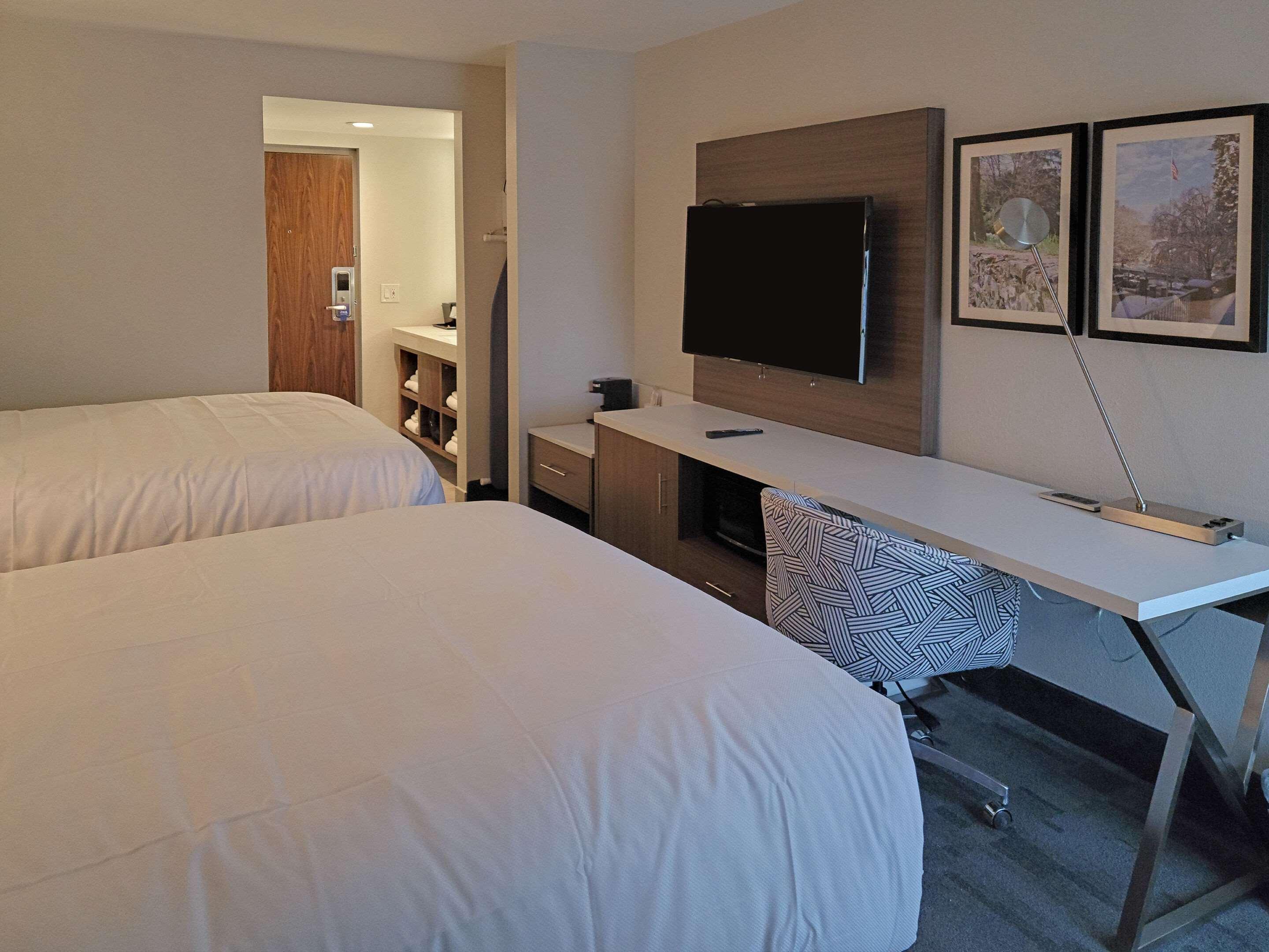 Comfort Inn & Suites Wyomissing-Reading Екстериор снимка